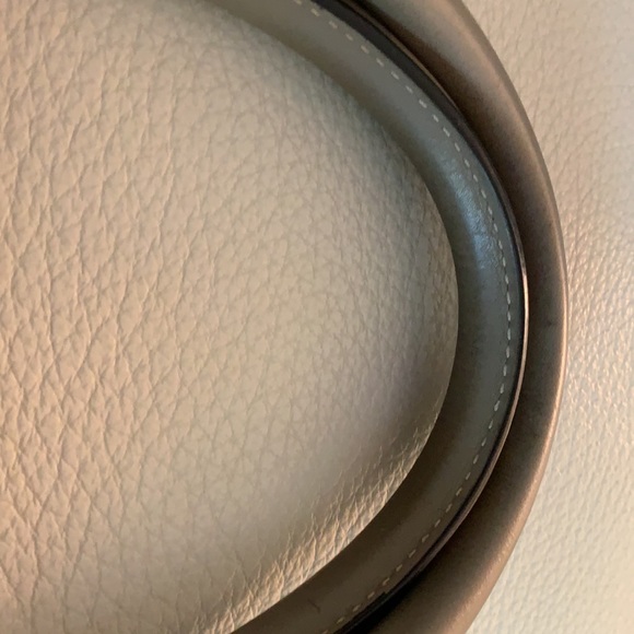 SOLDā¼ļøAuthentic Prada Handbag with shoulder strap - Picture 15 of 15